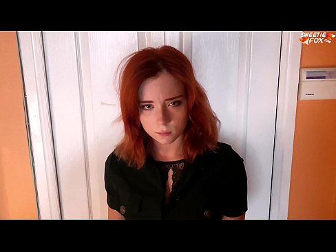 ❤️ A Guardia di Sicurezza hà punitu una bella donna per un tacchettu - Cum in bocca ❌ Video porno à porn co.rionews.top ﹏